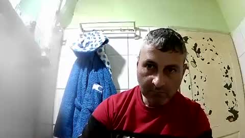 Snapshot of ericboy32 chatting on 12/06/24, 02:02 eric online show from 12/06/24, 02:02