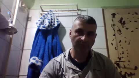 Snapshot of ericboy32 chatting on 02/20/25, 04:50 eric online show from 02/20/25, 04:50