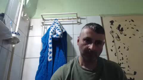 Snapshot of ericboy32 chatting on 02/24/25, 08:03 eric online show from 02/24/25, 08:03