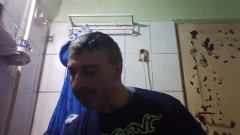 Snapshot of ericboy32 chatting on 03/07/25, 02:36 eric online show from 03/07/25, 02:36