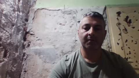 Snapshot of ericboy32 chatting on 09/24/25, 11:08 eric online show from 09/24/25, 11:08