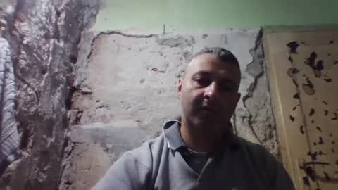 Snapshot of ericboy32 chatting on 10/26/25, 10:25 eric online show from 10/26/25, 10:25