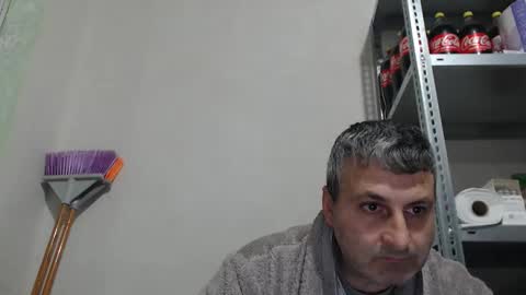 Snapshot of ericboy32 chatting on 03/23/26, 11:09 eric online show from 03/23/26, 11:09