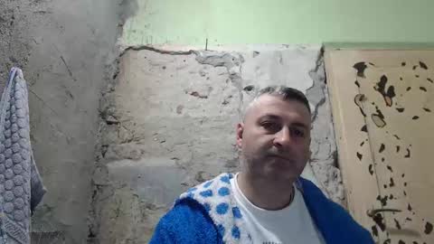 Snapshot of ericboy32 chatting on 03/28/26, 03:50 eric online show from 03/28/26, 03:50