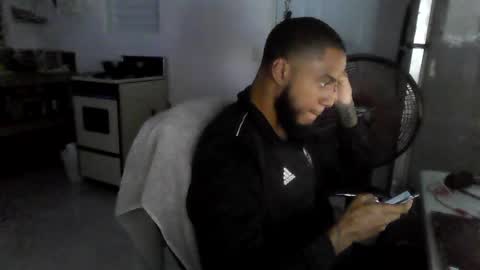 Snapshot of ericbuck chatting on 02/26/25, 03:21 Eric Buck online show from 02/26/25, 03:21