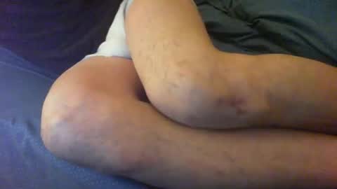 Snapshot of erick080808 chatting on 01/17/25, 06:04 Erick online show from 01/17/25, 06:04