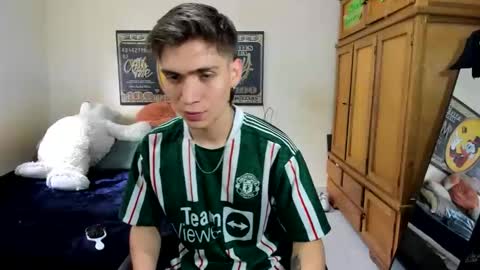 erick_de_rossee online show from 04/18/26, 06:45