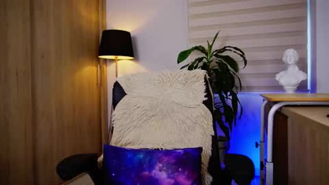 Erick Thompson online show from 11/21/25, 03:44