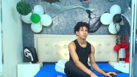   online show from 11/02/25, 03:42