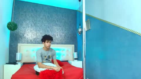   online show from 11/03/25, 03:30