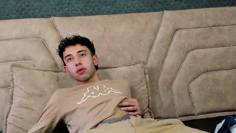 Erick online show from 02/06/25, 07:07