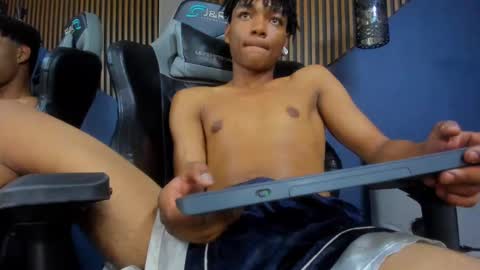 Erick online show from 02/04/25, 07:29