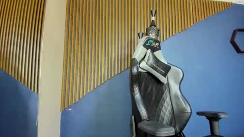 Erick online show from 03/04/25, 04:27