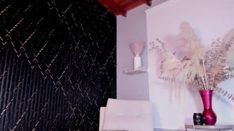 Snapshot of erickdowell chatting on 12/19/24, 11:39 Erick online show from 12/19/24, 11:39