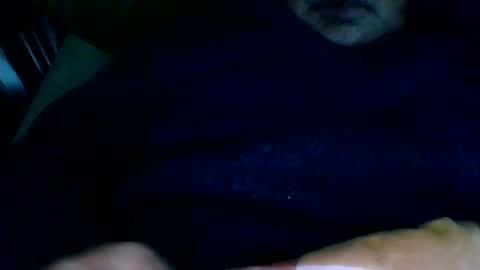 Snapshot of ericsub611 chatting on 02/10/25, 01:01 ericsub611 online show from 02/10/25, 01:01