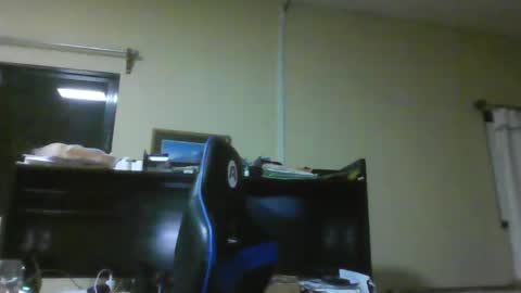 erik1781 online show from 12/24/24, 07:49