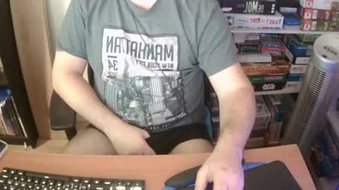 Snapshot of erik_dapper chatting on 02/06/26, 04:32 Erik Dapper online show from 02/06/26, 04:32