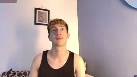 Snapshot of erik_golden_ chatting on 07/11/26, 09:16 I am Erik online show from 07/11/26, 09:16