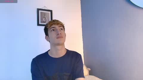 Snapshot of erik_golden_ chatting on 07/15/26, 08:58 I am Erik online show from 07/15/26, 08:58