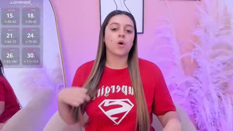 Snapshot of erika_mendez1 chatting on 11/06/25, 08:21 Erika Mendez online show from 11/06/25, 08:21