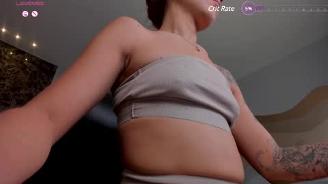 Erika Benz online show from 03/10/25, 06:34