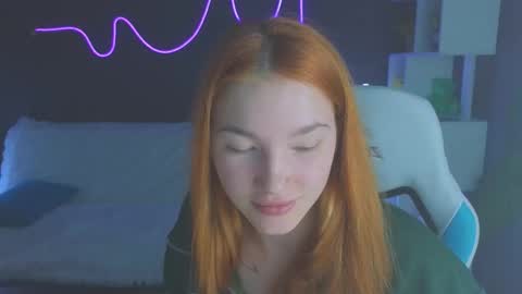 Snapshot of erikabrian chatting on 09/13/25, 01:38 erikabrian online show from 09/13/25, 01:38