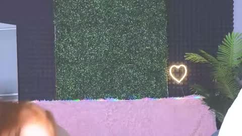 Snapshot of erikabrian chatting on 10/16/25, 01:39 erikabrian online show from 10/16/25, 01:39