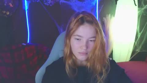 Snapshot of erikabrian chatting on 11/02/25, 02:03 erikabrian online show from 11/02/25, 02:03