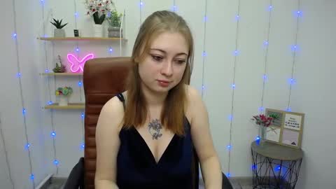 erikafanks online show from 01/21/25, 06:54