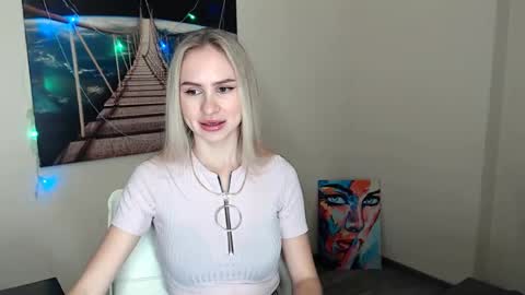 Erika online show from 03/03/25, 12:48