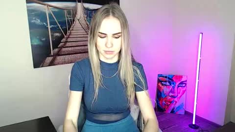 Erika online show from 03/11/26, 12:55