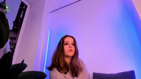 Snapshot of erikalustx chatting on 07/07/26, 04:15 Erika online show from 07/07/26, 04:15