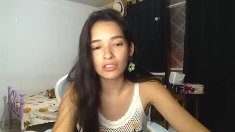 Snapshot of erina_1 chatting on 12/20/24, 04:20 erina_1 online show from 12/20/24, 04:20