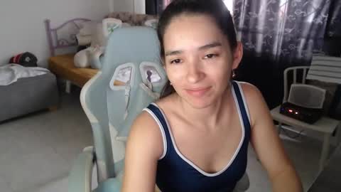 erina_1 online show from 02/11/26, 04:34