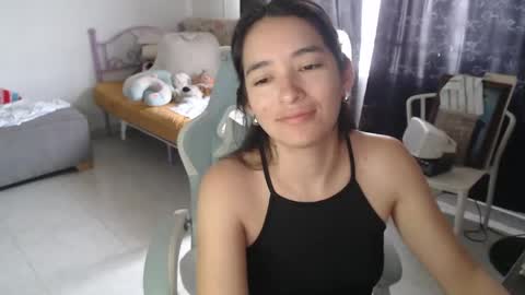 erina_1 online show from 05/15/26, 05:42