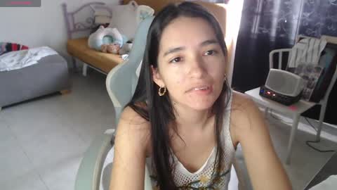 erina_1 online show from 06/04/26, 05:30