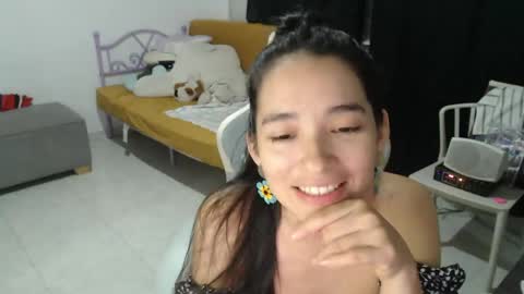 erina_1 online show from 06/08/26, 01:39