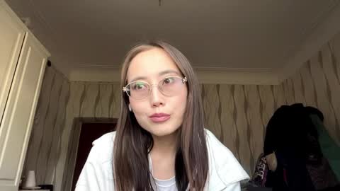 Luna online show from 05/23/26, 10:19