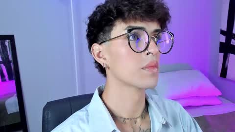   online show from 11/06/25, 12:28