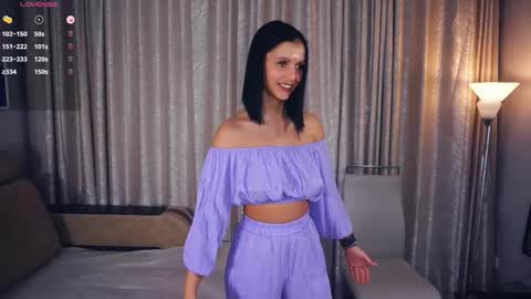 Erline and Monica online show from 10/17/25, 07:27