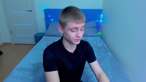 Max online show from 12/11/24, 04:42