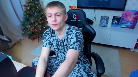 Max online show from 01/04/25, 10:34