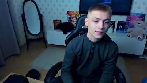 Max online show from 02/07/25, 02:50