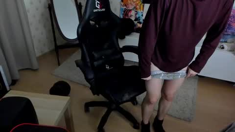 Max online show from 02/23/25, 12:08