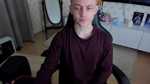 Max online show from 02/23/25, 11:25