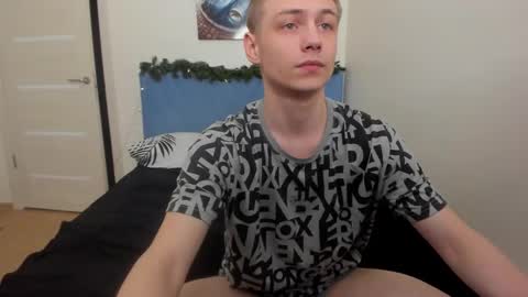 Max online show from 03/08/25, 01:06