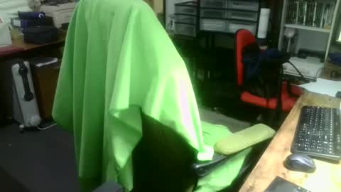 Snapshot of ernello chatting on 09/24/25, 04:49 ernello online show from 09/24/25, 04:49