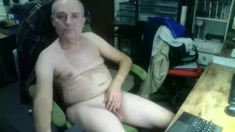 Snapshot of ernello chatting on 11/22/25, 12:48 ernello online show from 11/22/25, 12:48