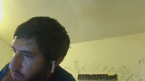 Snapshot of ernesto_verdugo0212 chatting on 08/03/26, 09:04 ernesto_verdugo0212 online show from 08/03/26, 09:04