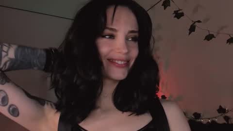 erohaze online show from 10/31/25, 05:47